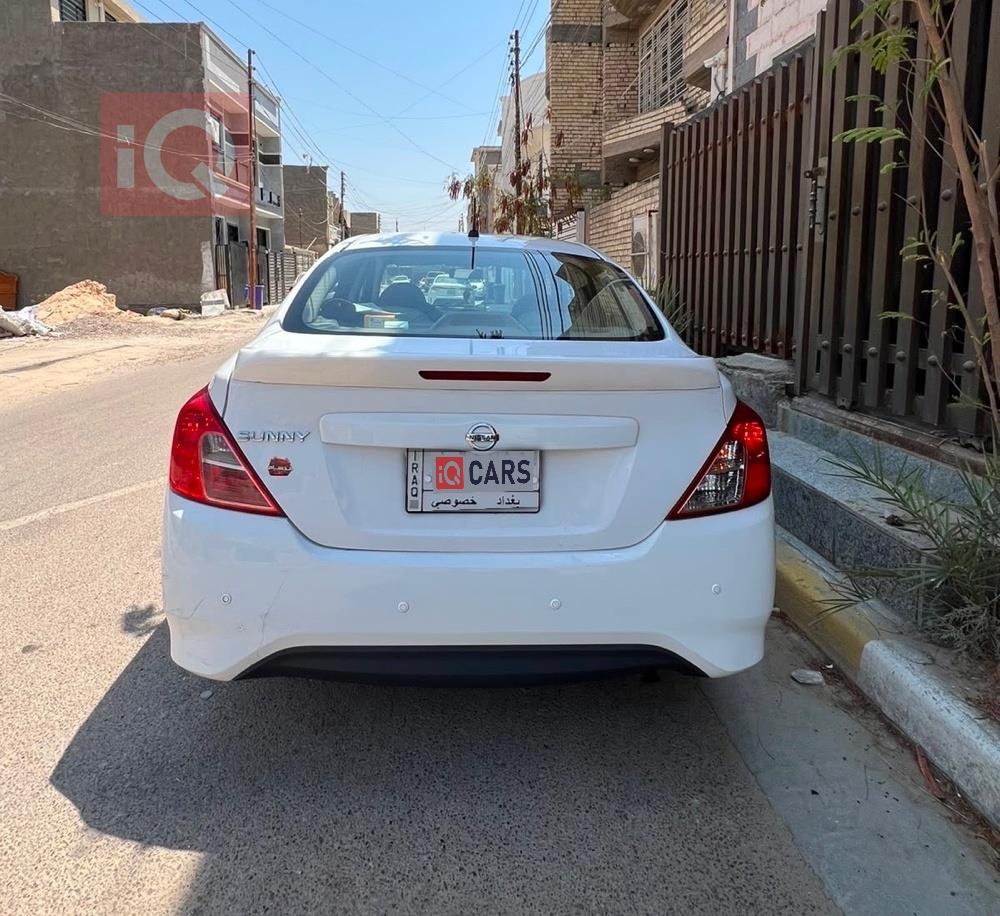 نيسان صني